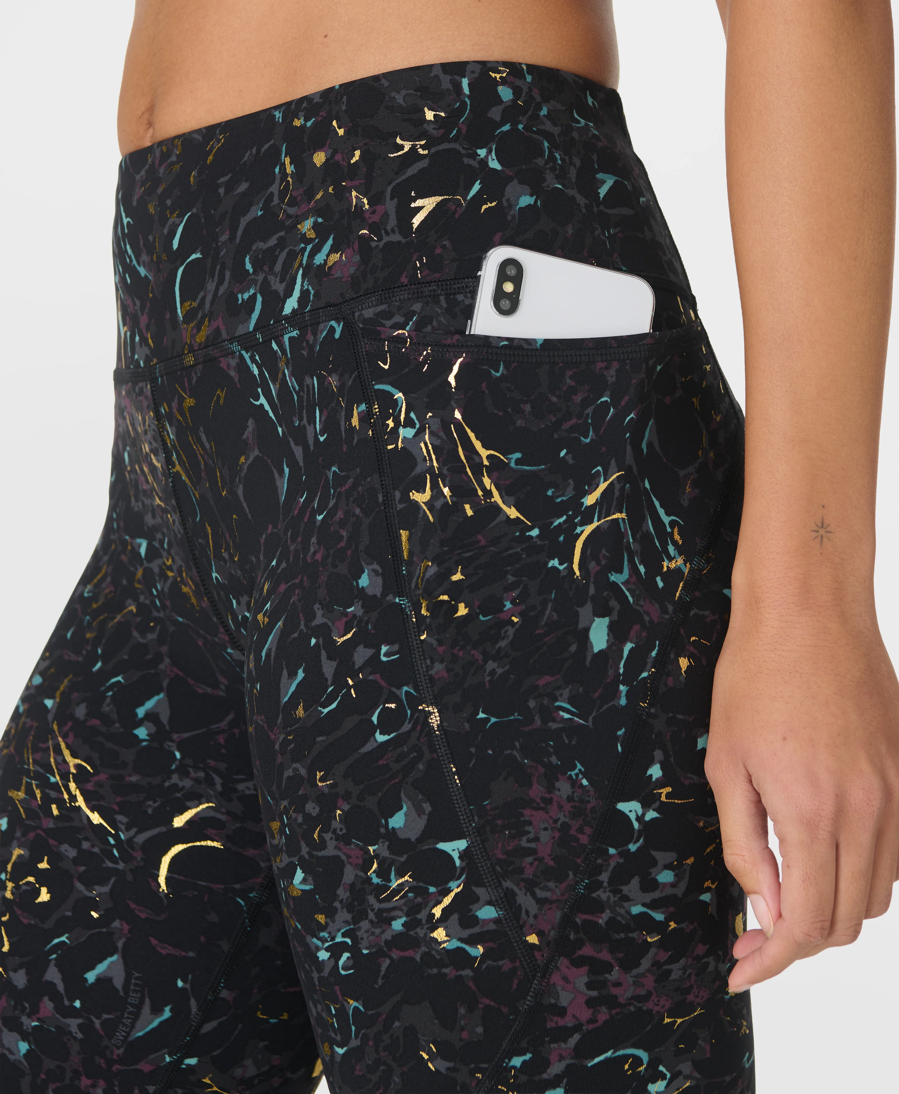 Power 7/8 Foil Workout Leggings - Image 8