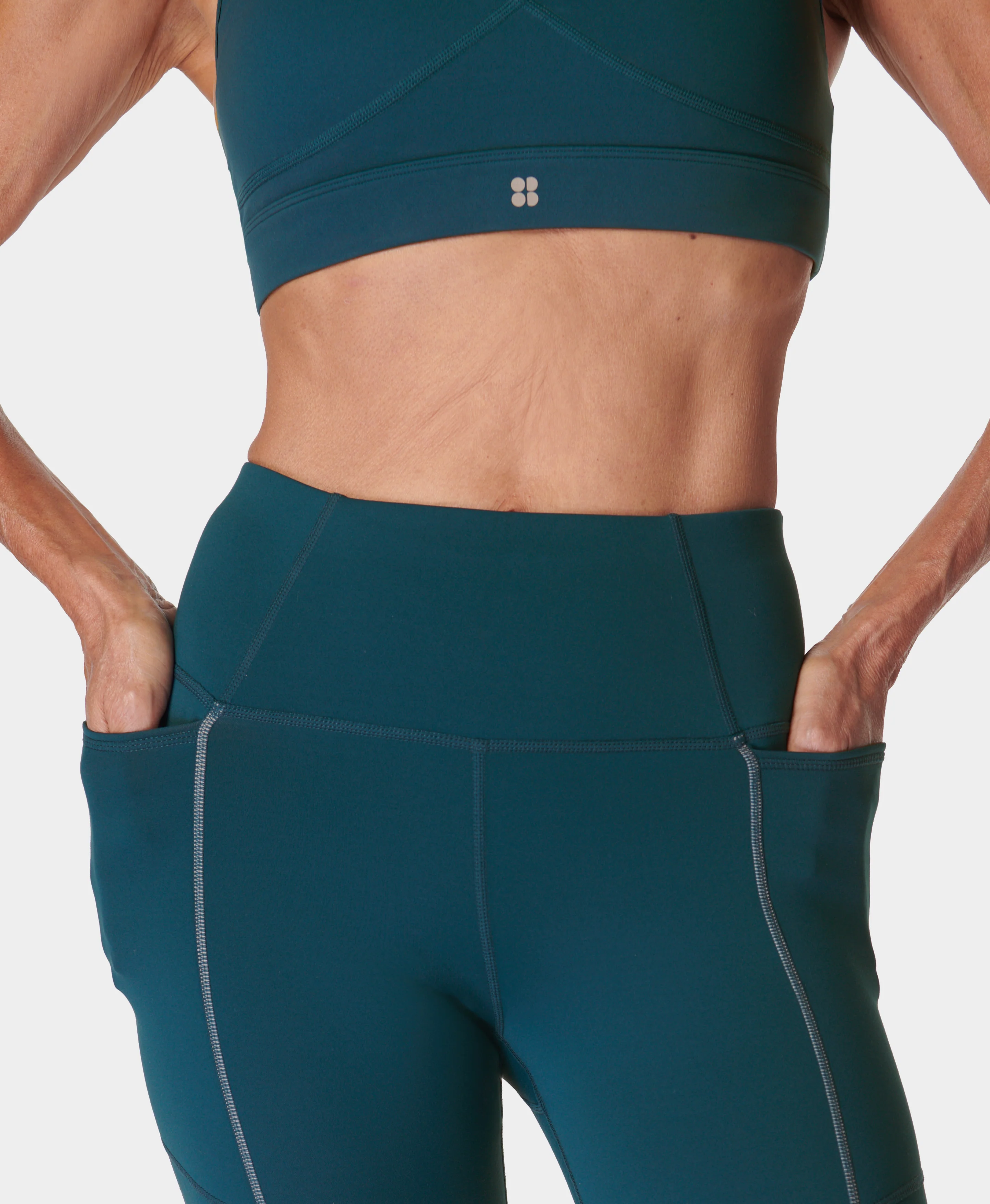 Therma Boost 7/8 Running Leggings - Image 9